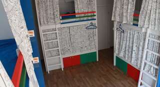Гостиница ID Hostel Krasnodar Краснодар Кровать в общем 10-местном номере для мужчин и женщин-3